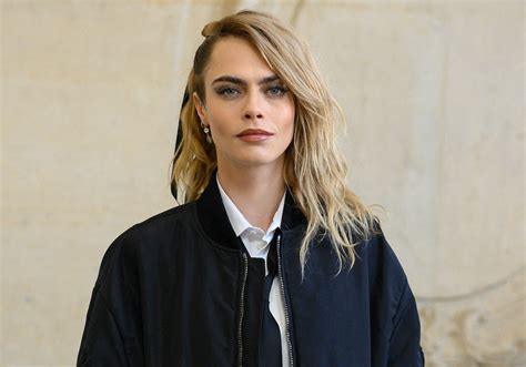 cara delevingne fortune